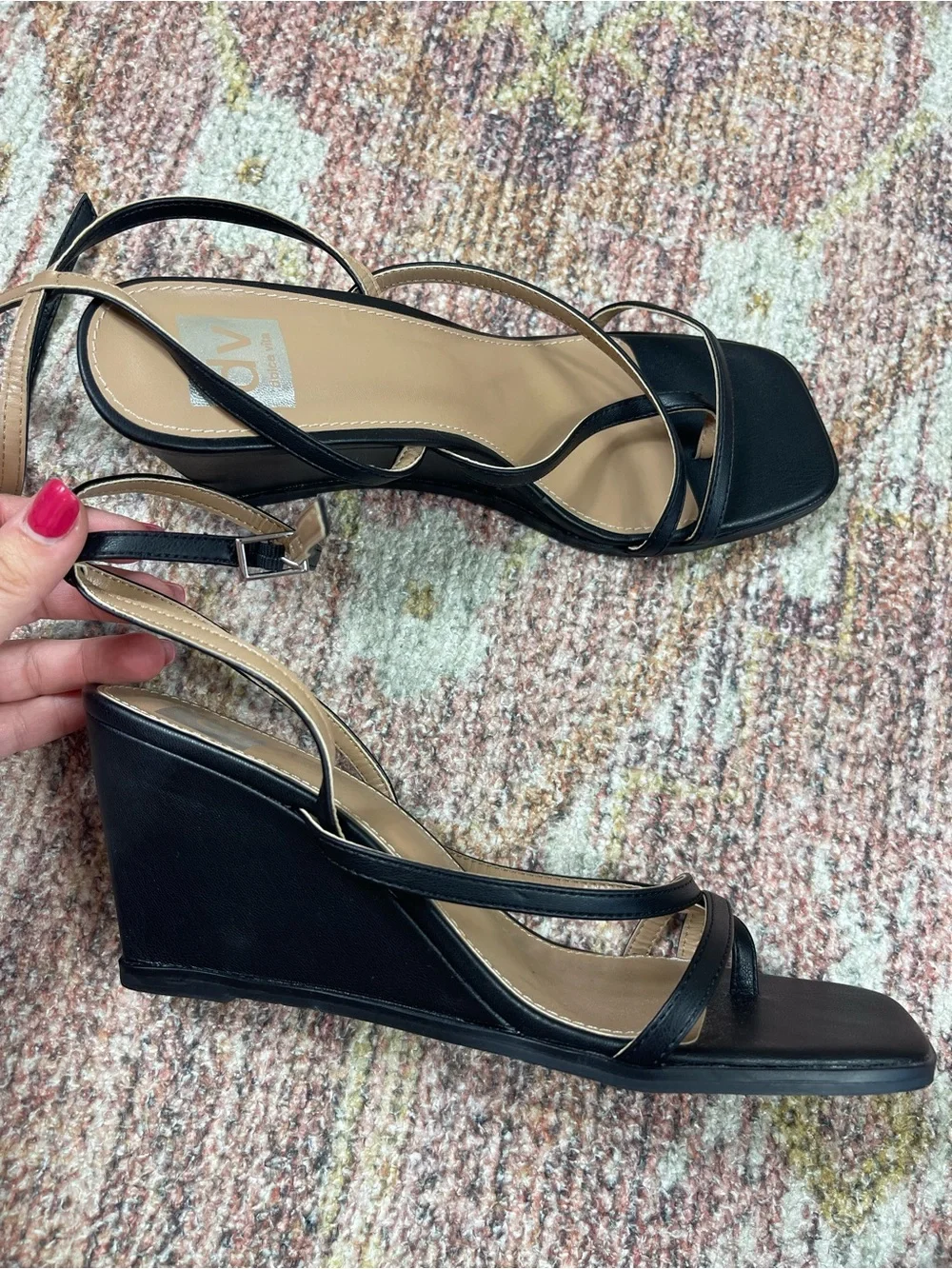 Dolce Vita Eddle Strappy Wedge Sandals Black Size 9.5
